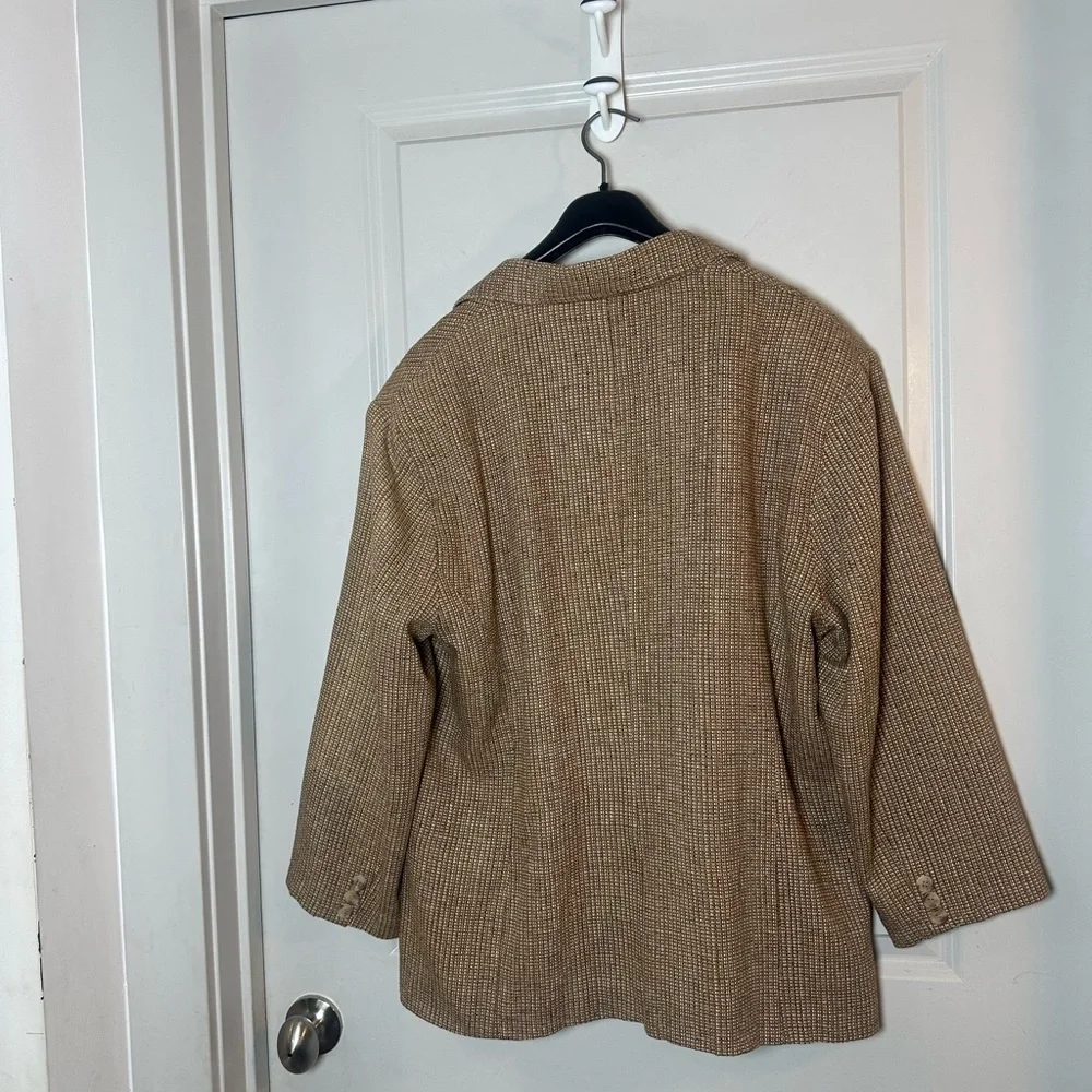 J. Peterman 100% Silk TweedTan Old Money Two Button Blazer/Sport Coat, Size 42